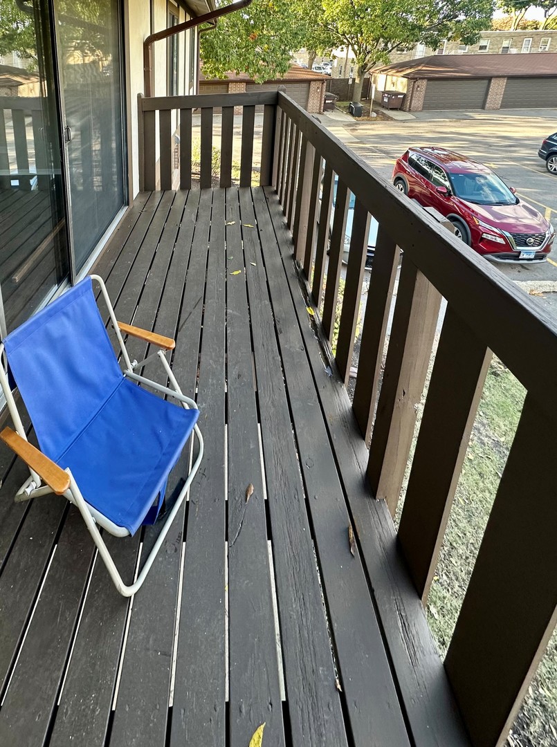 221 Uteg Street #G, Crystal Lake, IL 60014