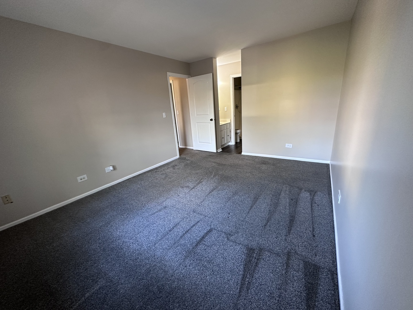 221 Uteg Street #G, Crystal Lake, IL 60014