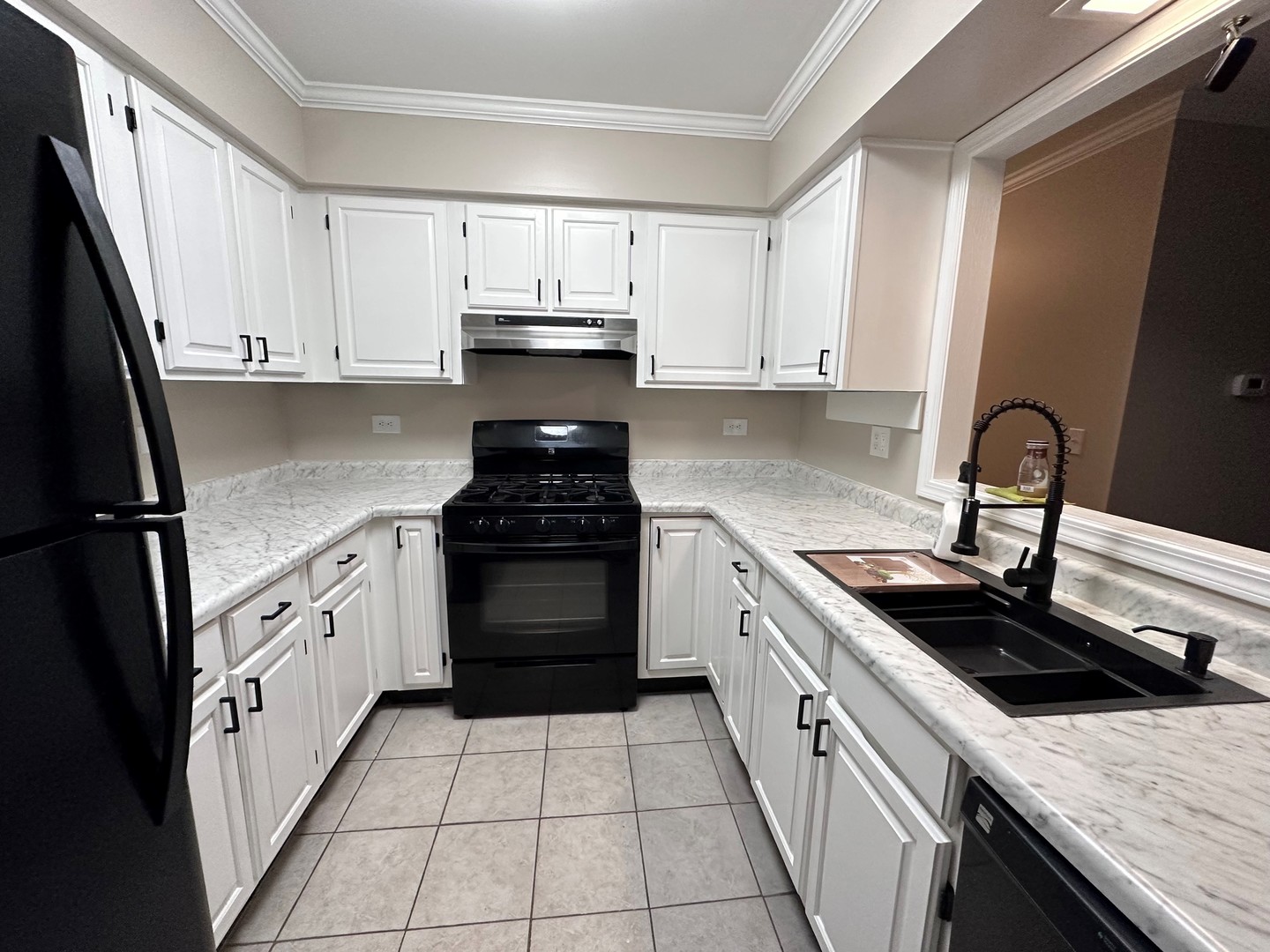 221 Uteg Street #G, Crystal Lake, IL 60014
