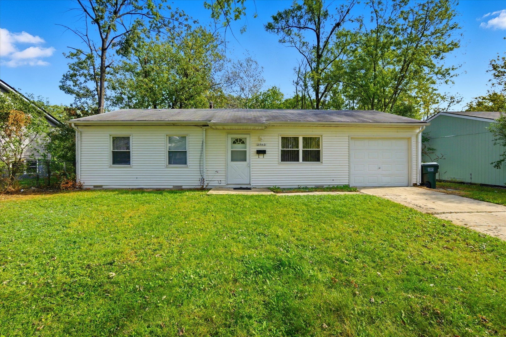 21943 E Churchill Drive, Richton Park, IL 60471