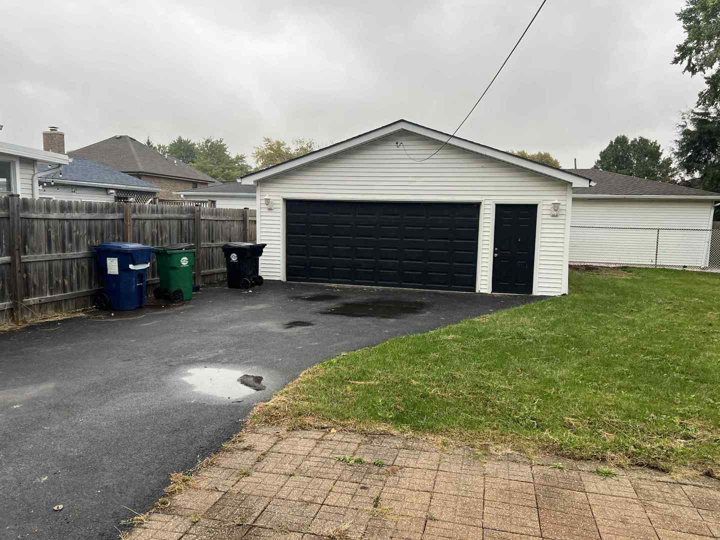 7621 Odell Avenue, Bridgeview, IL 60455