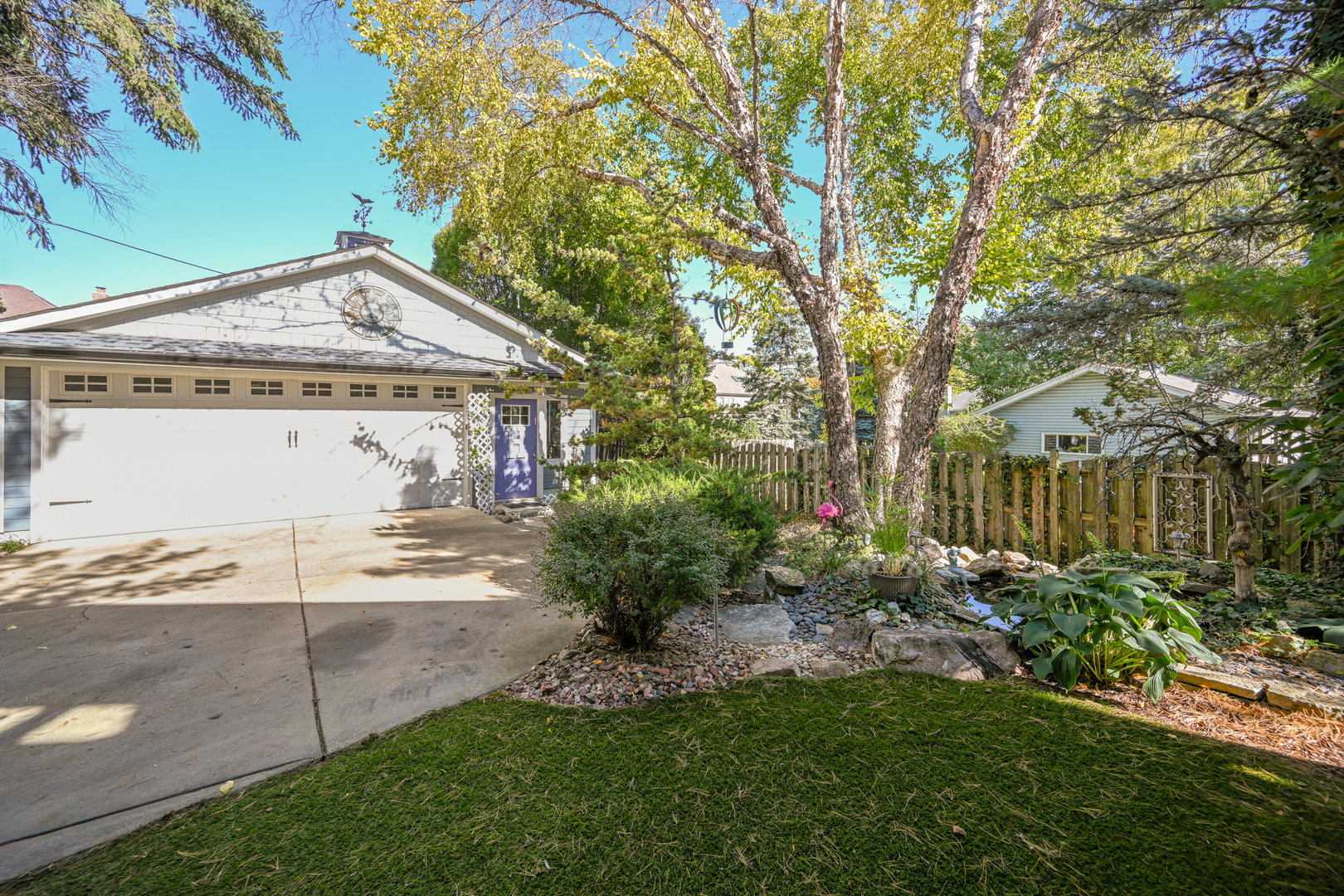 22w474 Emerson Avenue, Glen Ellyn, IL 60137