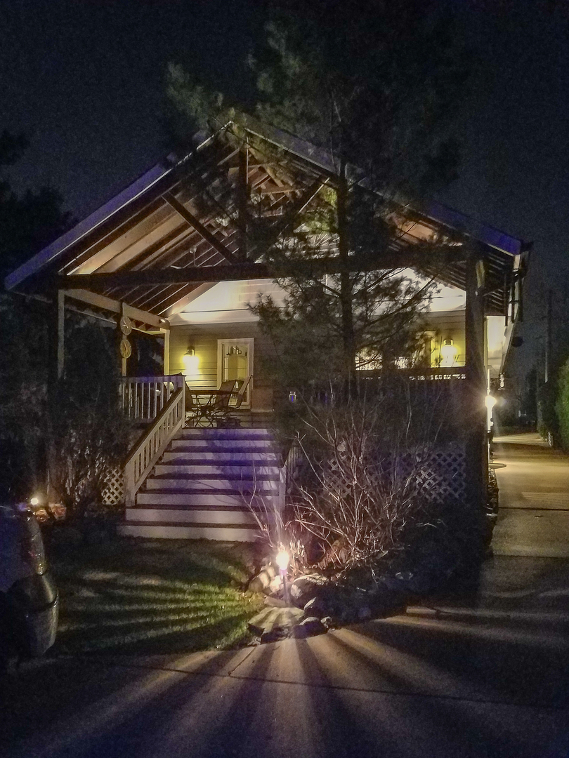 22w474 Emerson Avenue, Glen Ellyn, IL 60137