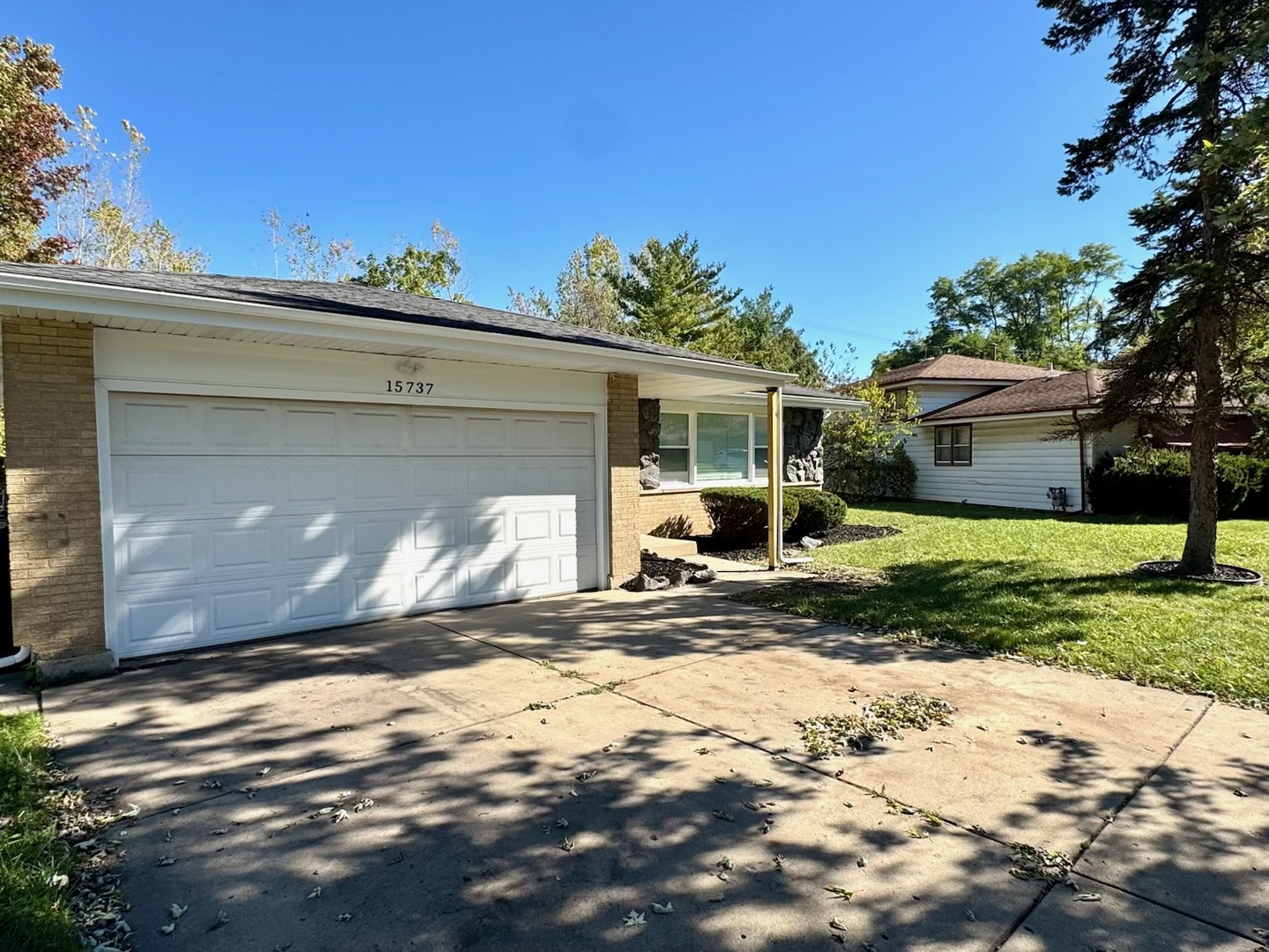 15737 Dante Drive, South Holland, IL 60473