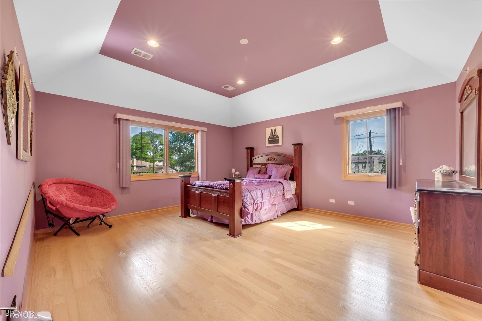 308 Berkshire Lane, Des Plaines, IL 60016