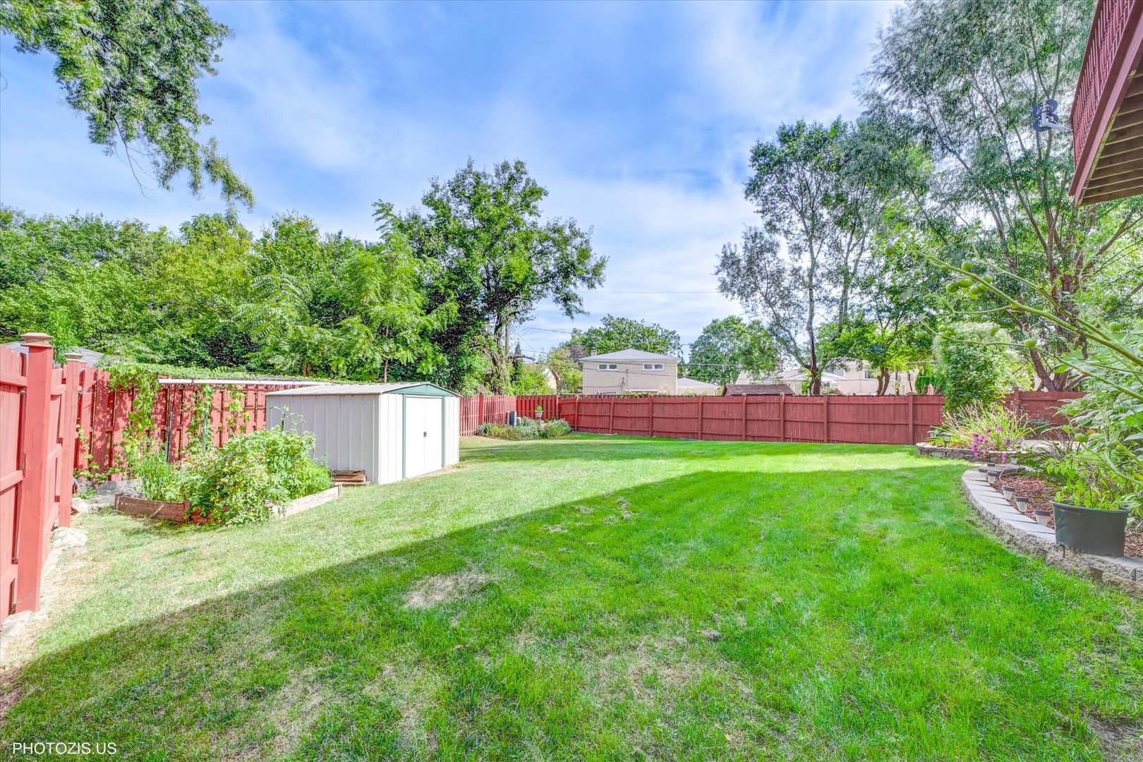 308 Berkshire Lane, Des Plaines, IL 60016