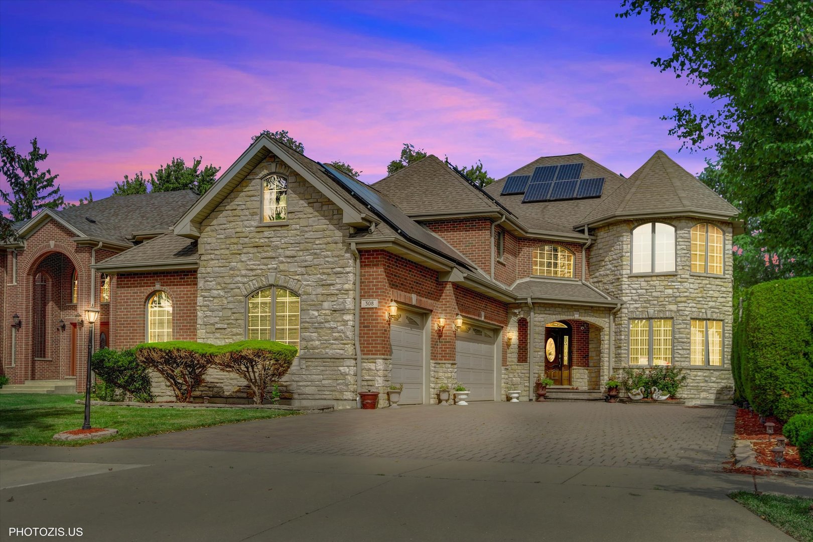 308 Berkshire Lane, Des Plaines, IL 60016