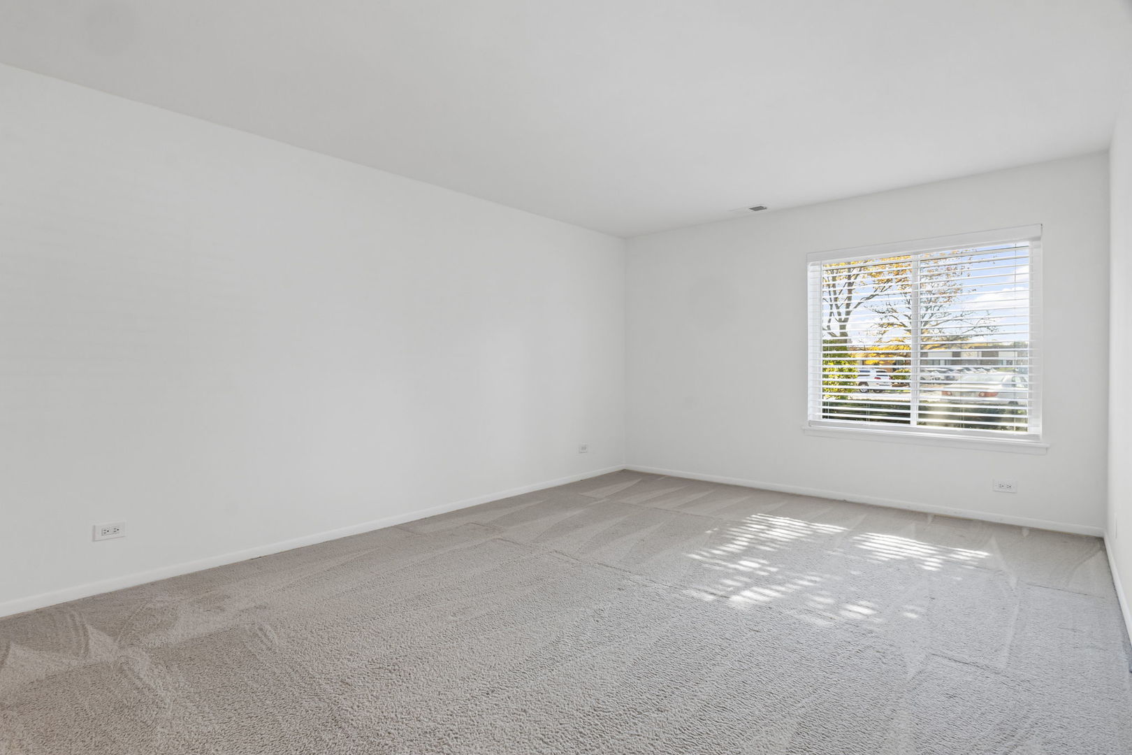900 E Wilmette Road #105, Palatine, IL 60074