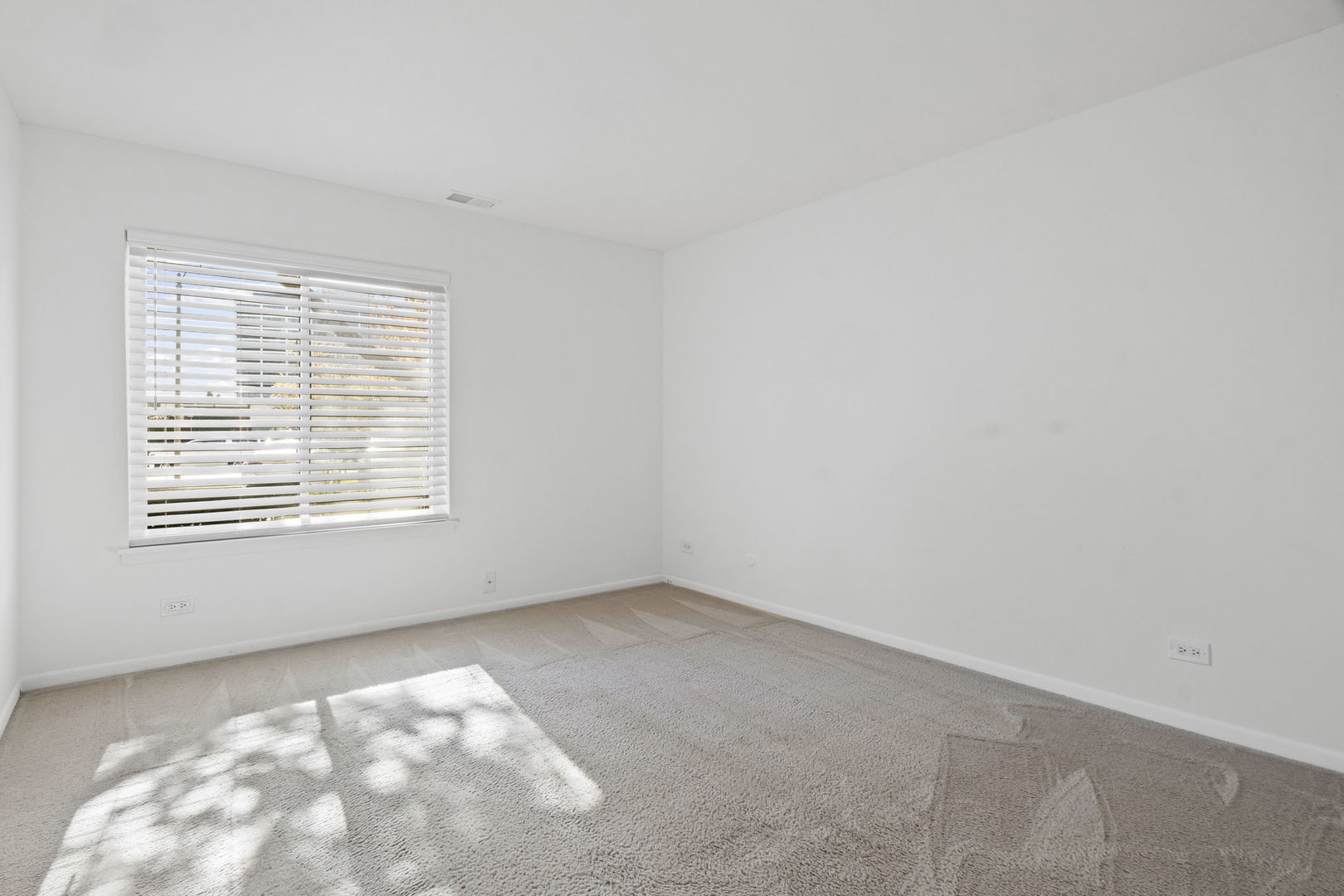 900 E Wilmette Road #105, Palatine, IL 60074