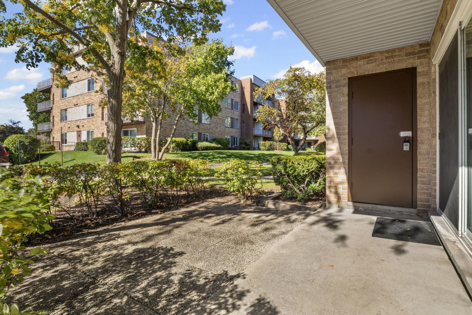 900 E Wilmette Road #105, Palatine, IL 60074