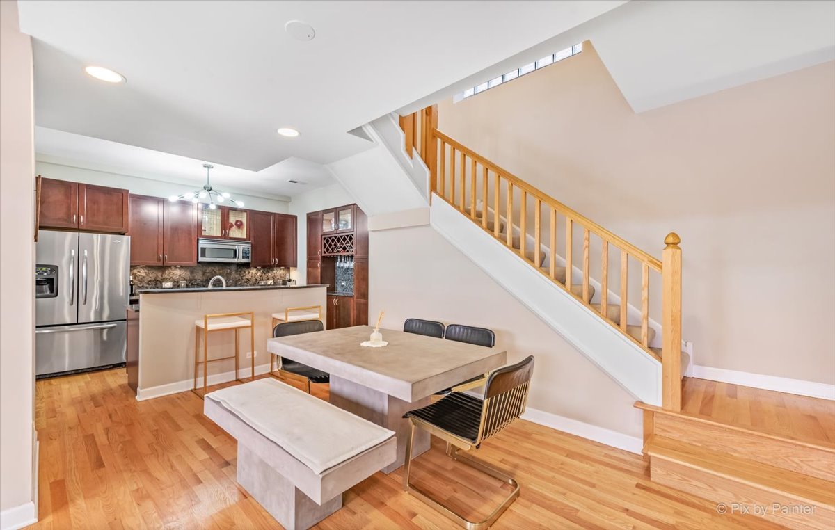 1430 N La Salle Drive #F1, Chicago, IL 60610