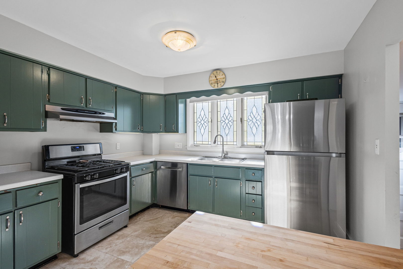 517 Bunker Street, Woodstock, IL 60098