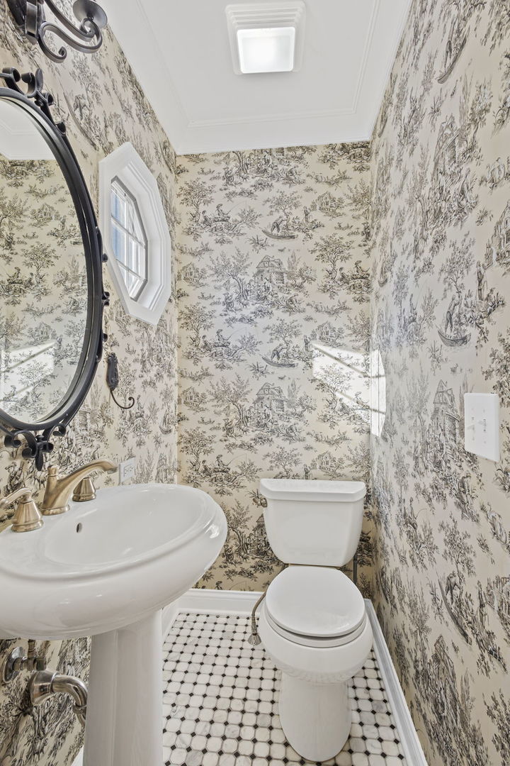 517 Bunker Street, Woodstock, IL 60098