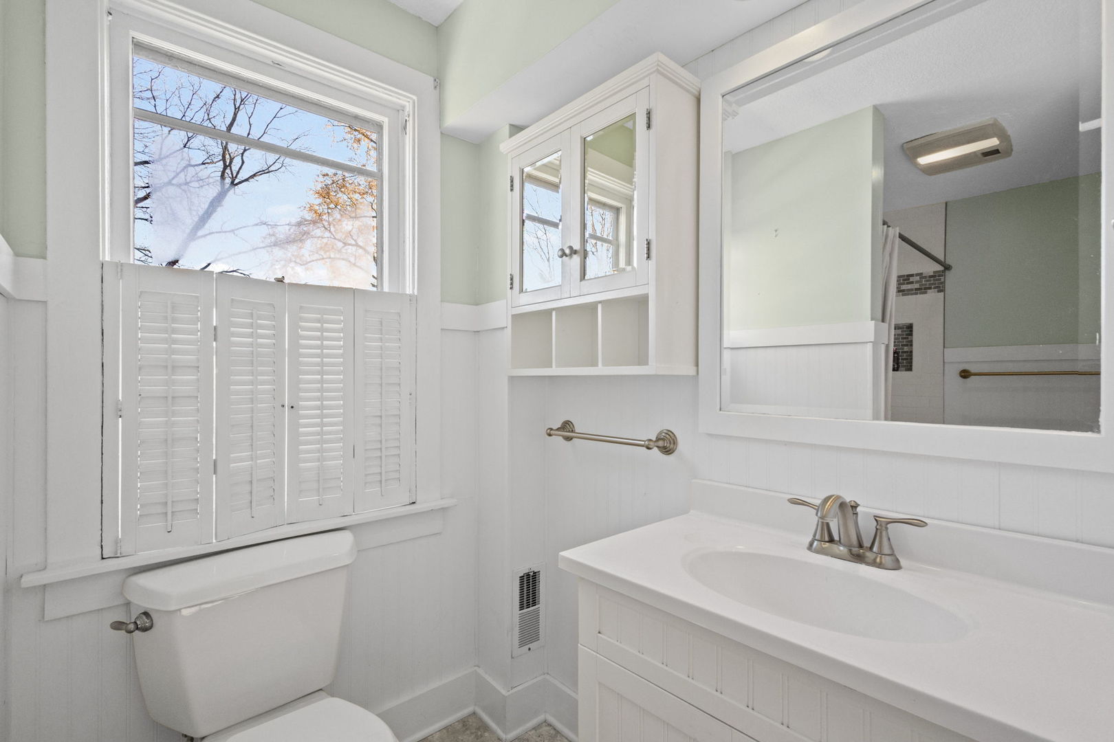 517 Bunker Street, Woodstock, IL 60098