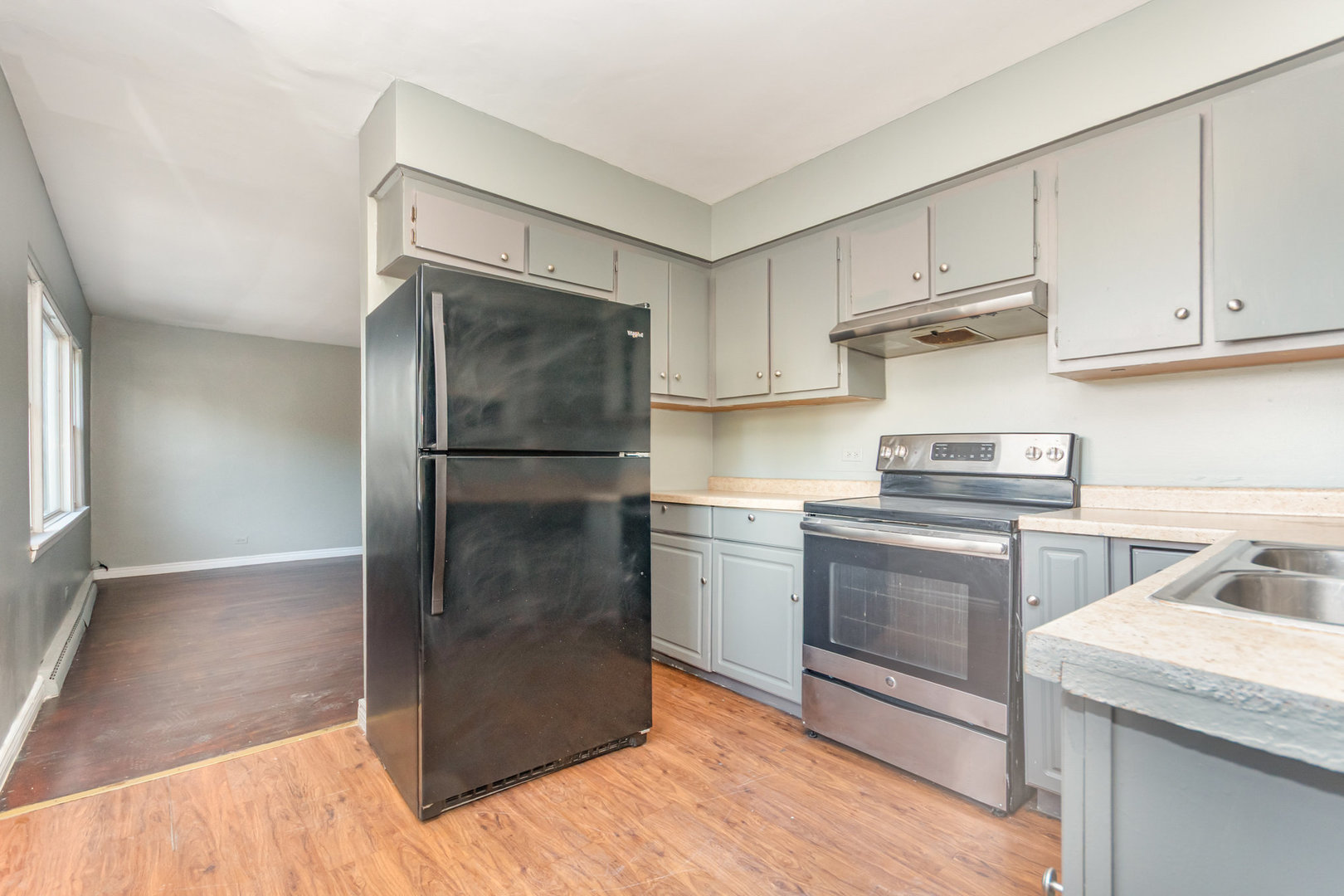 10448 W Cermak Road #2R, Westchester, IL 60154