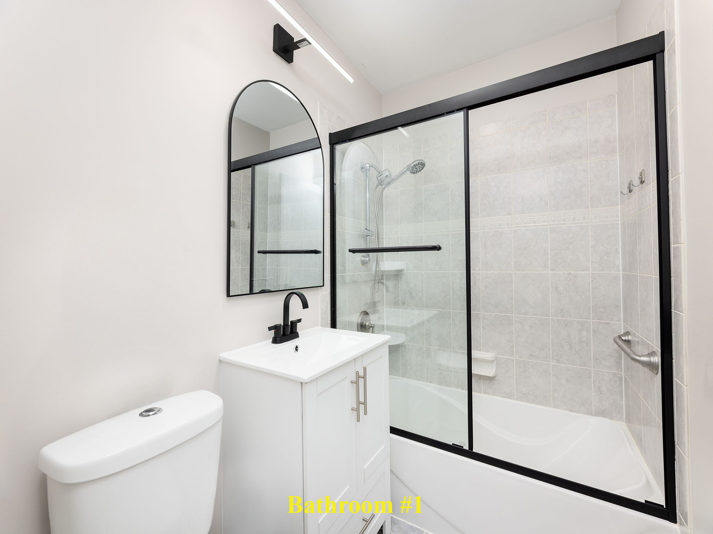 1649 Park Avenue, Hanover Park, IL 60133