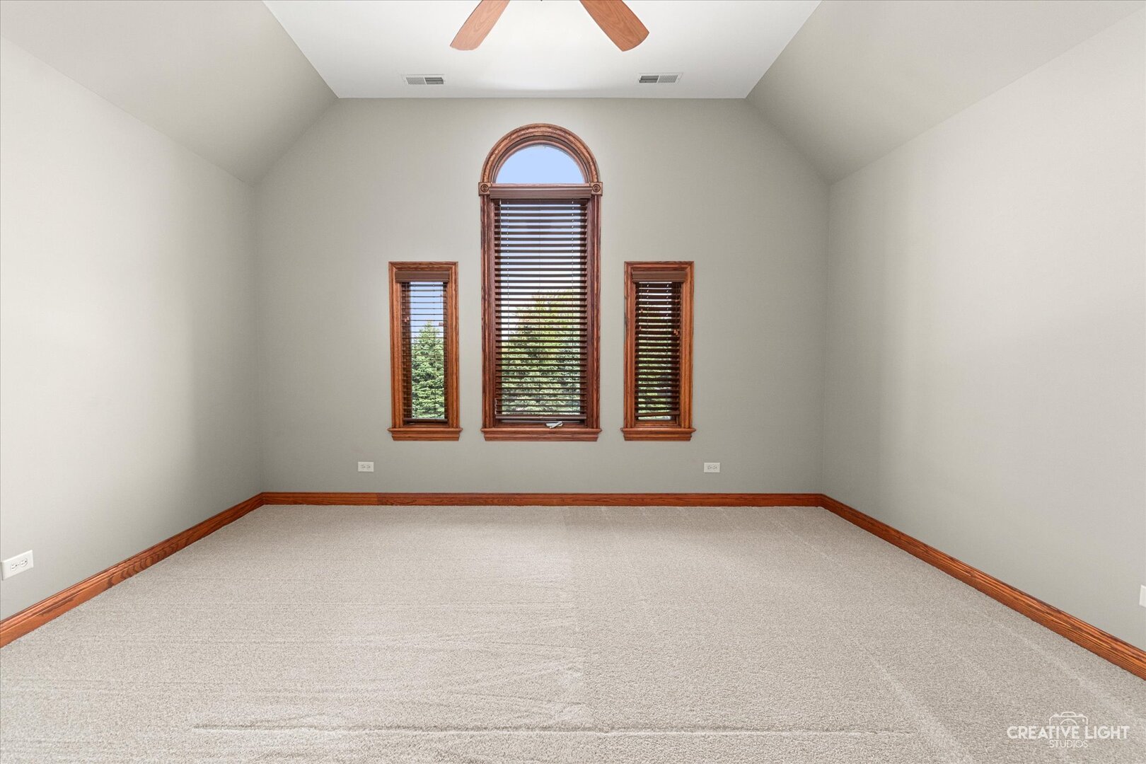 44W465 Plank Road, Hampshire, IL 60140