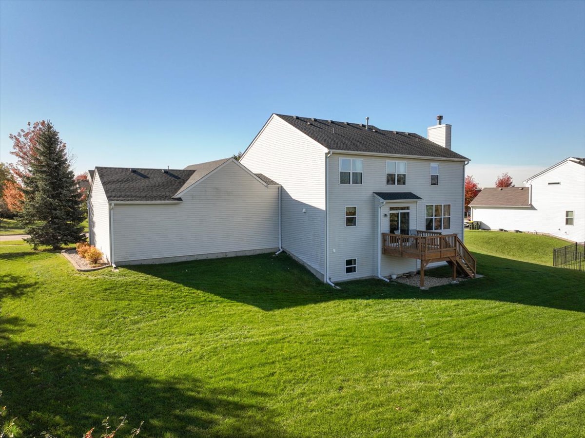 1284 Olive Lane, Hampshire, IL 60140