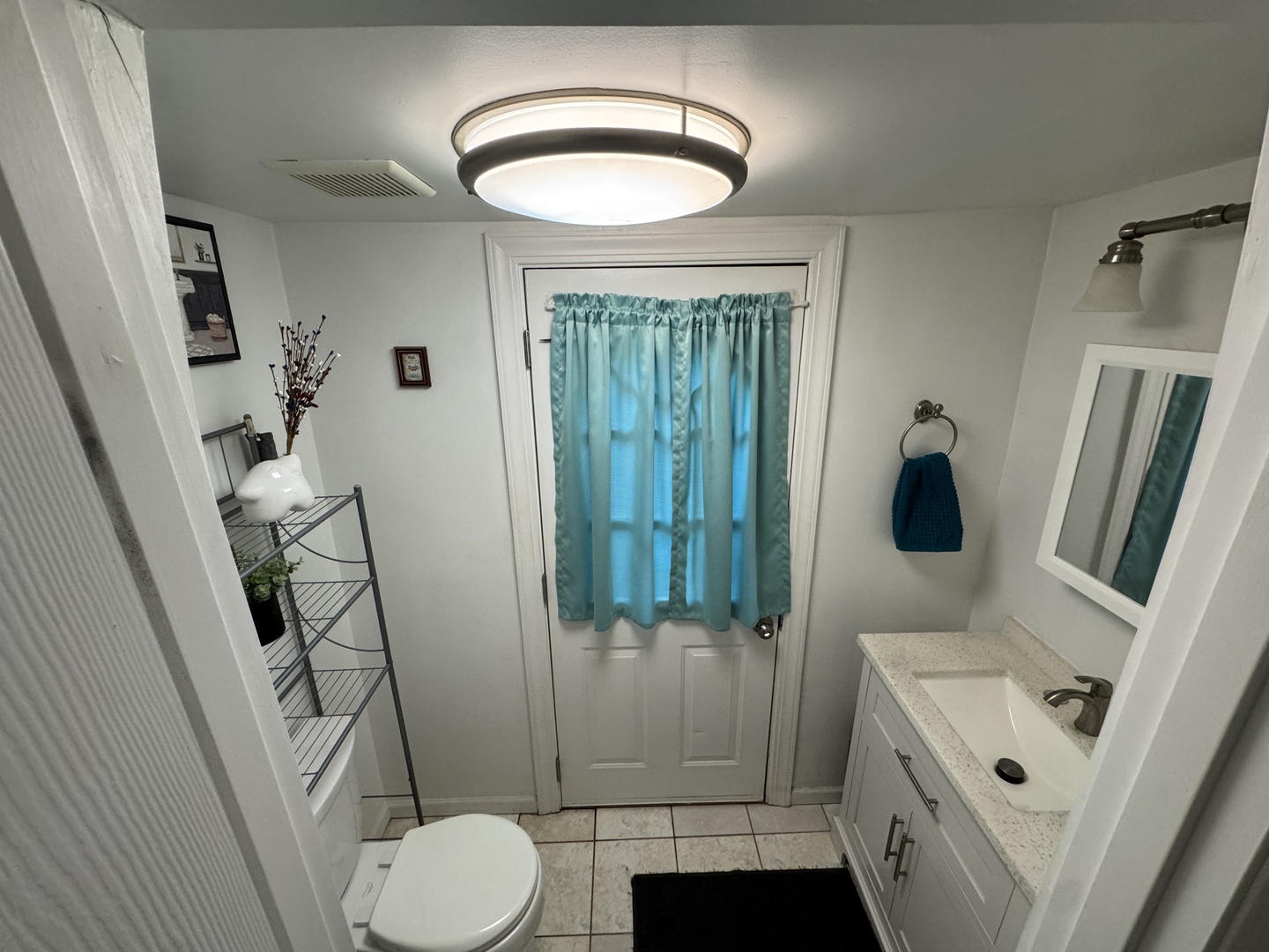 300 S Cumberland Parkway, Des Plaines, IL 60016