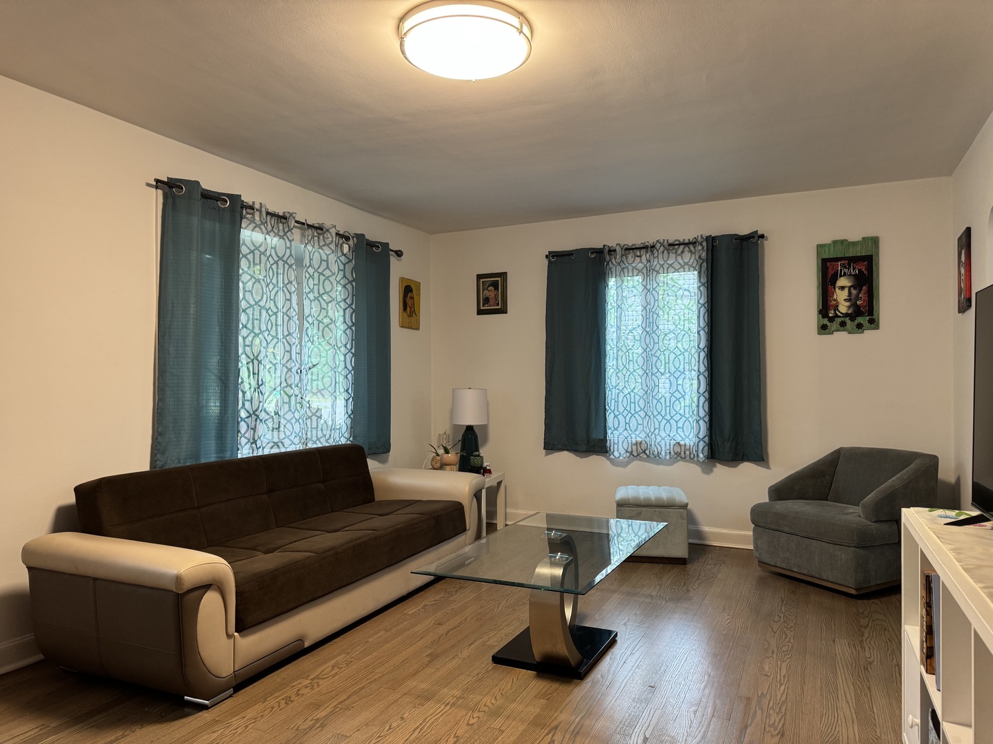 300 S Cumberland Parkway, Des Plaines, IL 60016