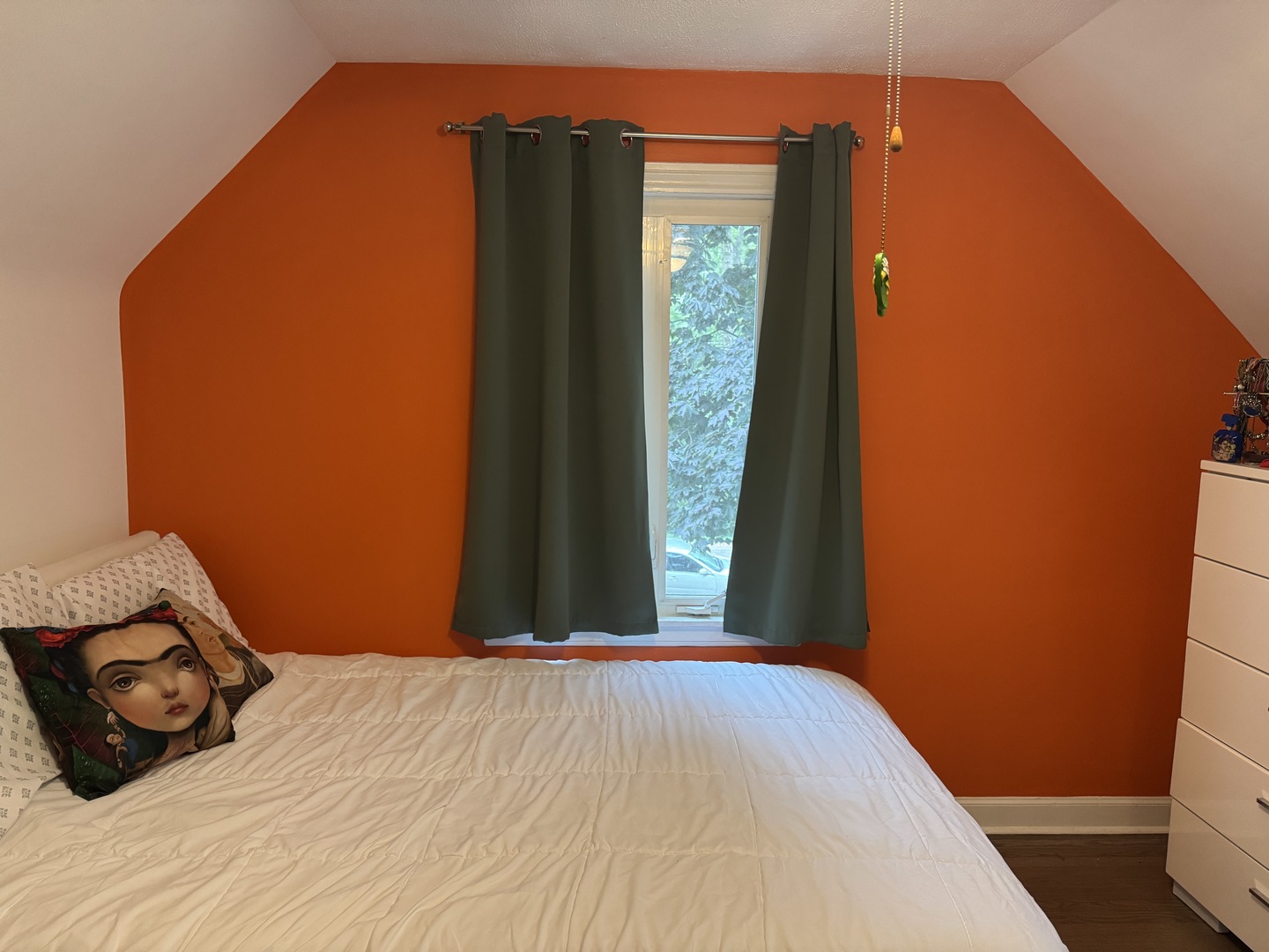 300 S Cumberland Parkway, Des Plaines, IL 60016