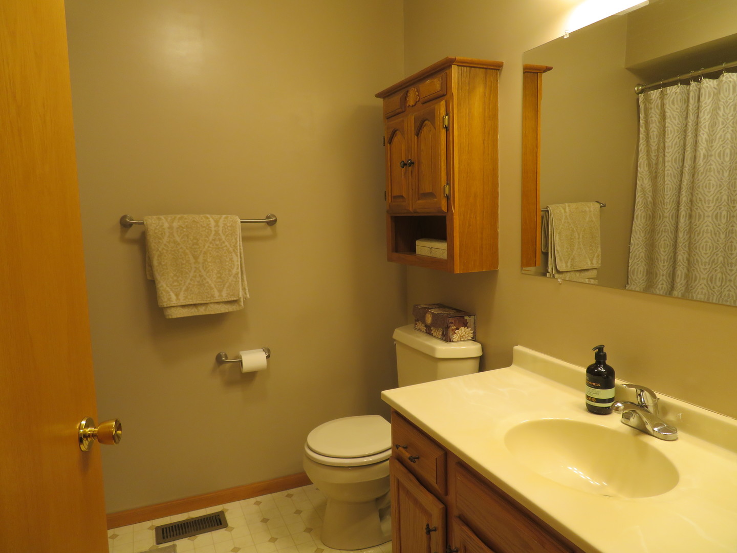 2323 Lynwood Street, Morris, IL 60450