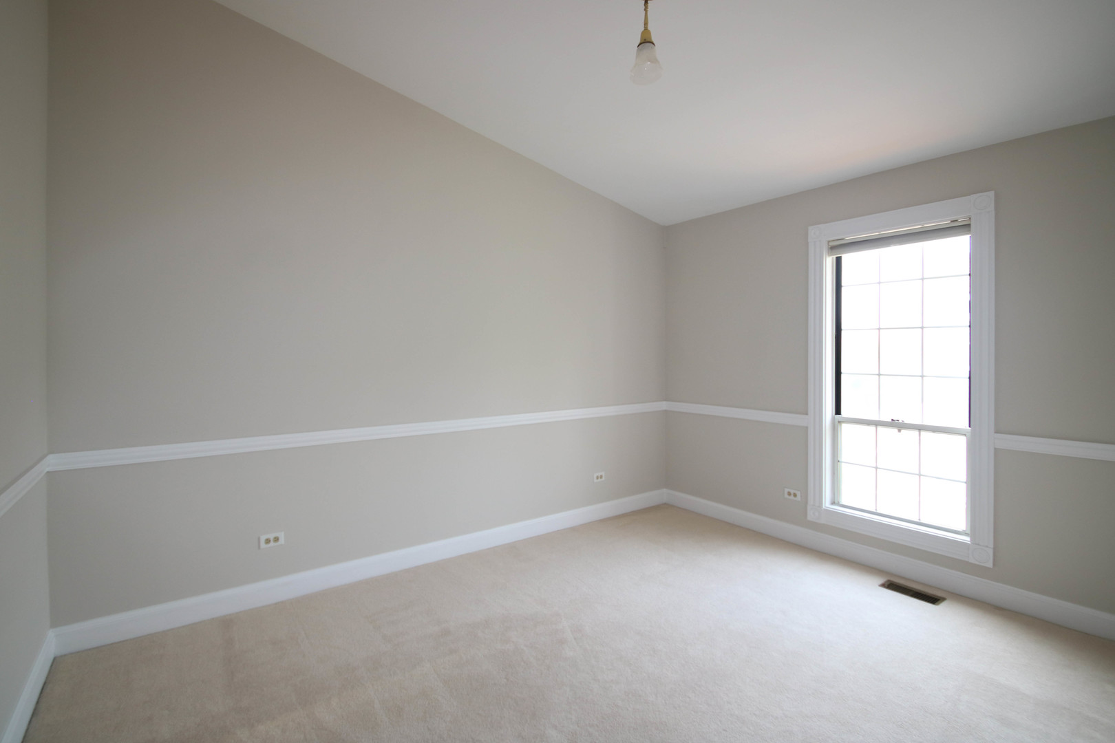 648 W PARKSIDE Drive #648, Palatine, IL 60067