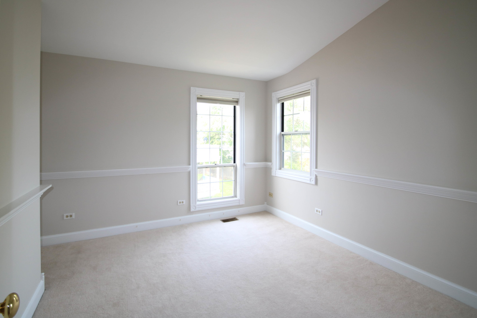 648 W PARKSIDE Drive #648, Palatine, IL 60067