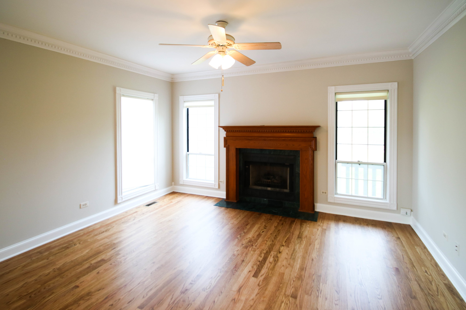 648 W PARKSIDE Drive #648, Palatine, IL 60067