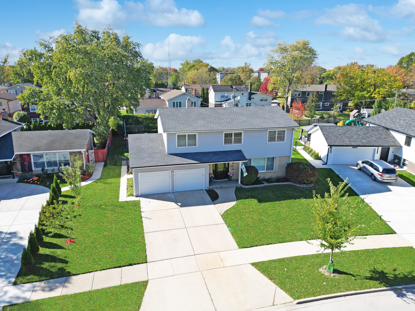 2528 N Walnut Avenue, Arlington Heights, IL 60004