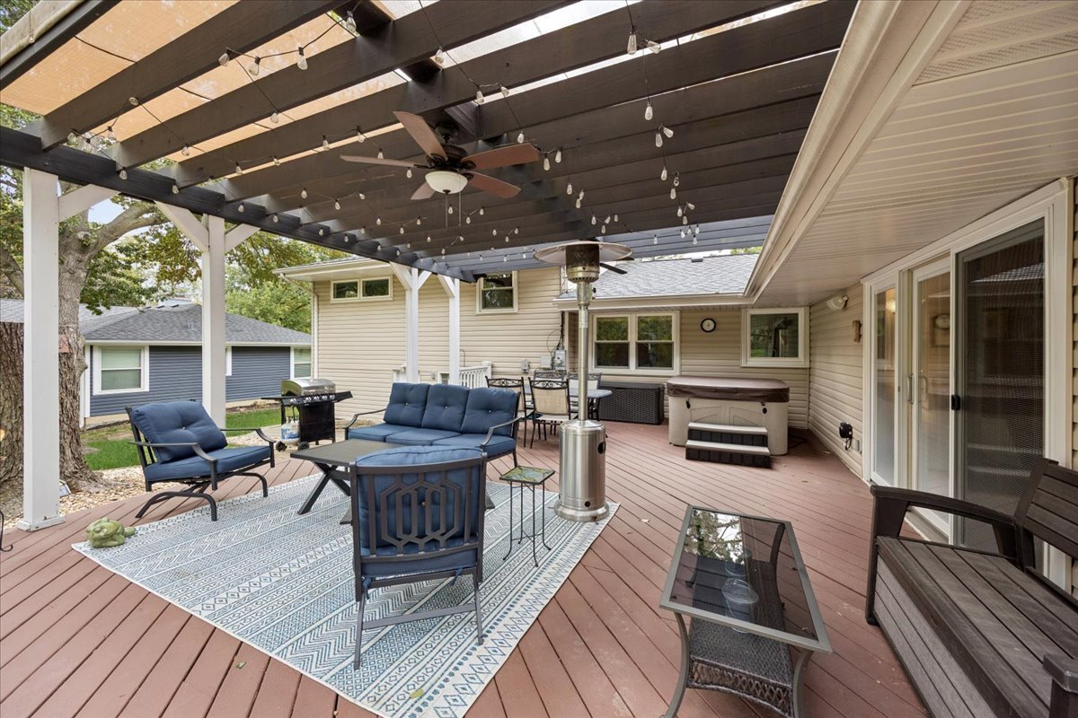 305 Poplar Lane, New Lenox, IL 60451