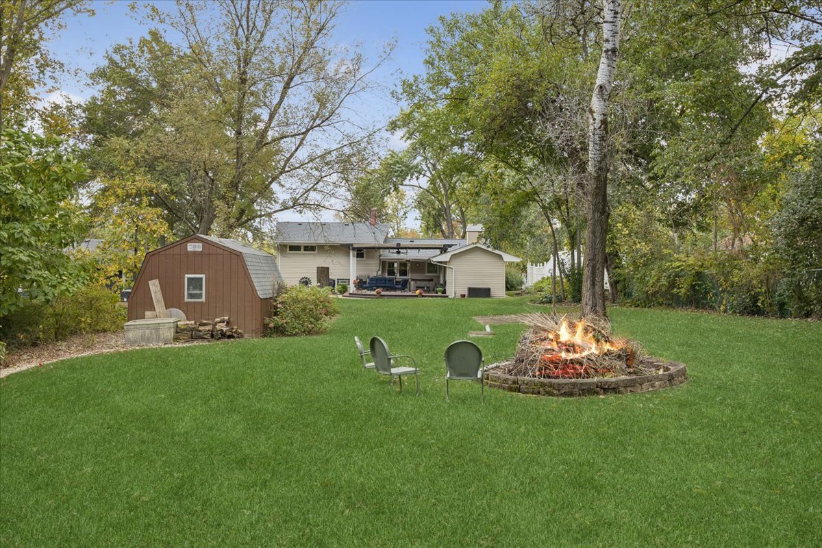 305 Poplar Lane, New Lenox, IL 60451