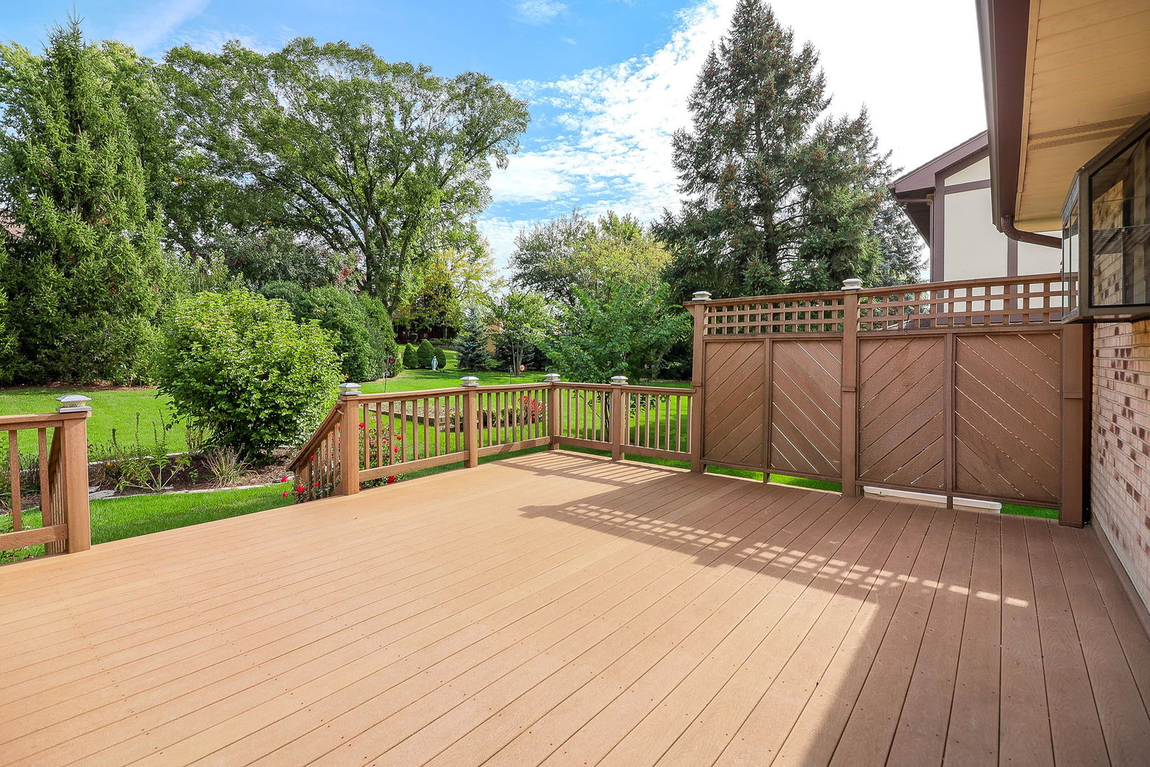 9S251 Graceland Street, Downers Grove, IL 60516