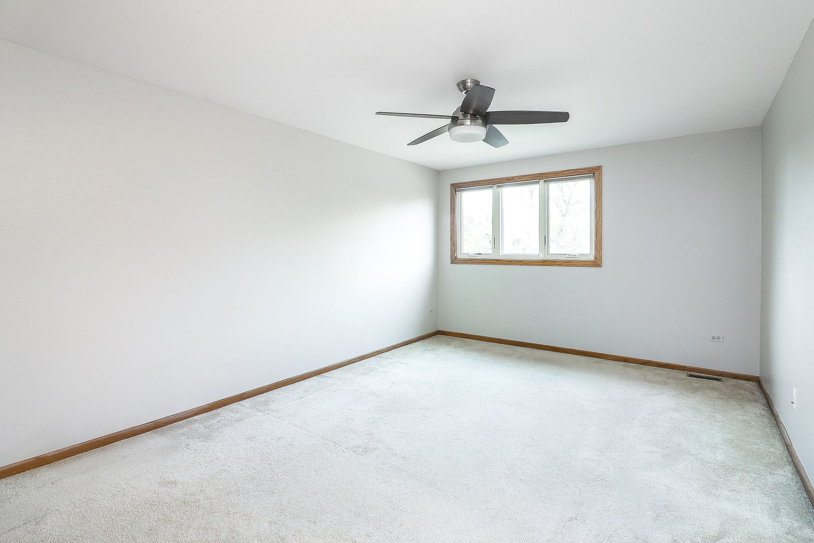 9S251 Graceland Street, Downers Grove, IL 60516