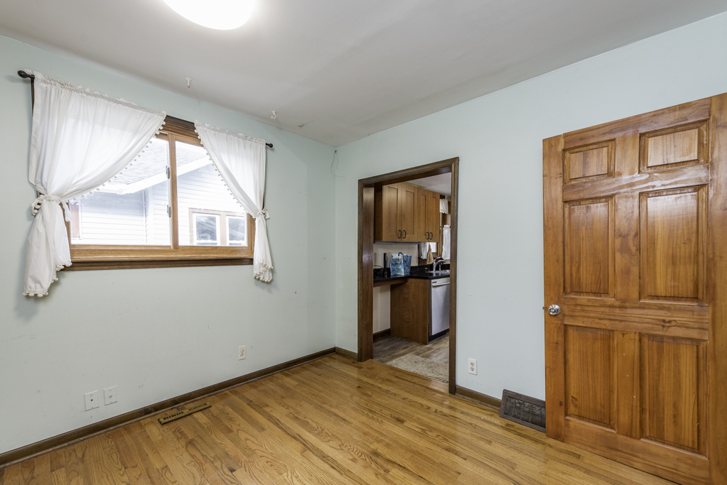 511 Chestnut Street, Waukegan, IL 60085