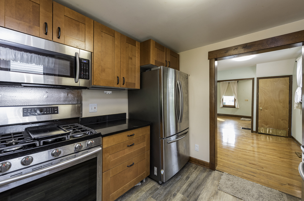 511 Chestnut Street, Waukegan, IL 60085