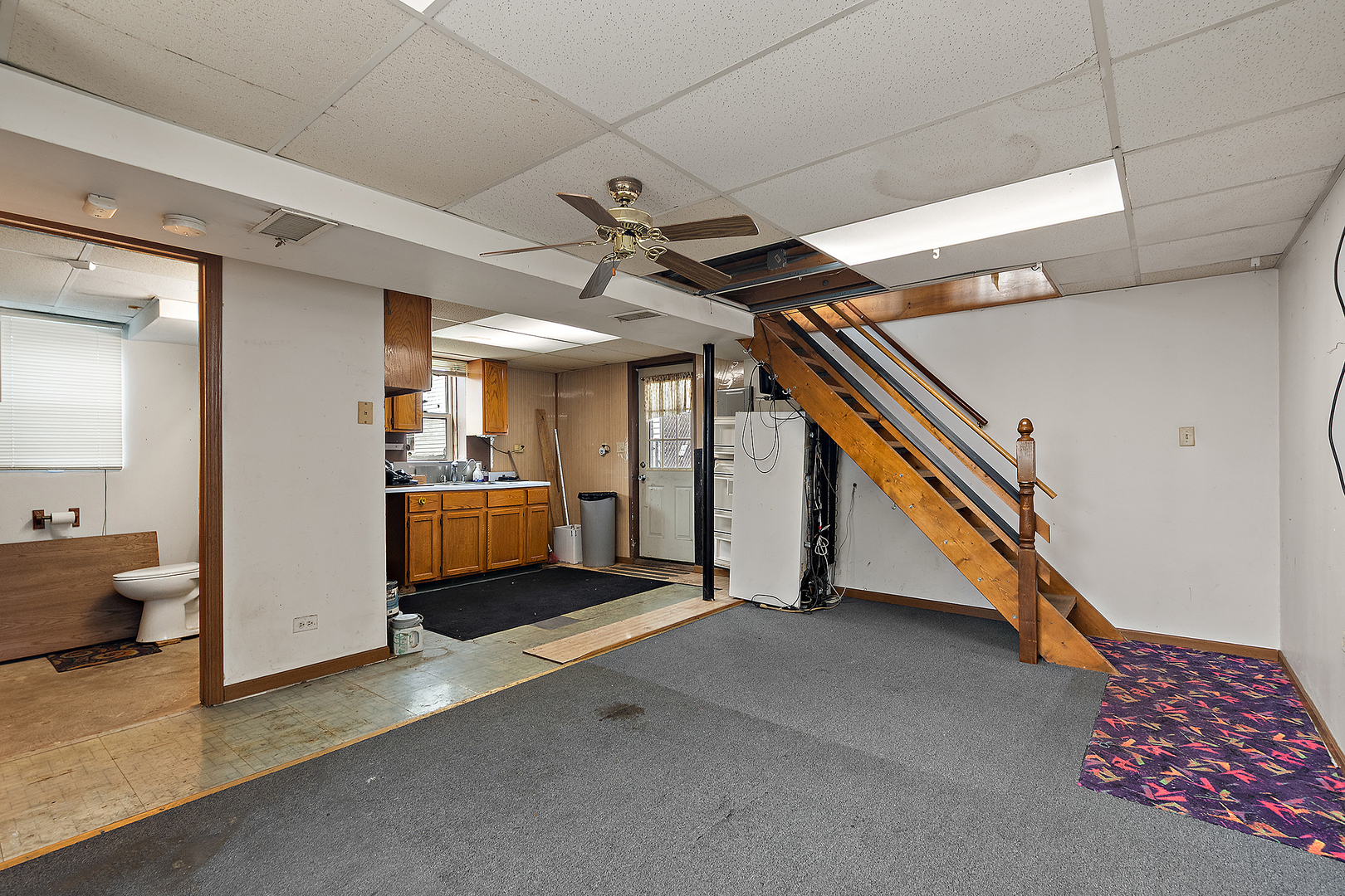 9827 Melvina Avenue, Oak Lawn, IL 60453