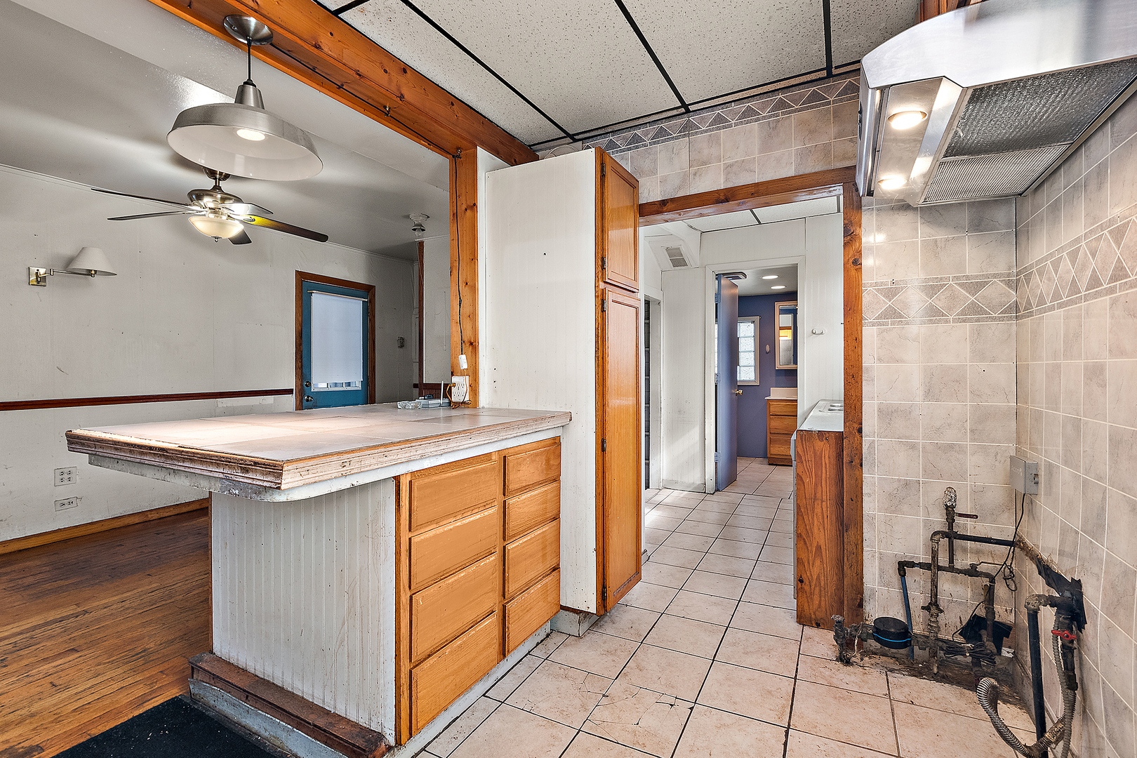 9827 Melvina Avenue, Oak Lawn, IL 60453