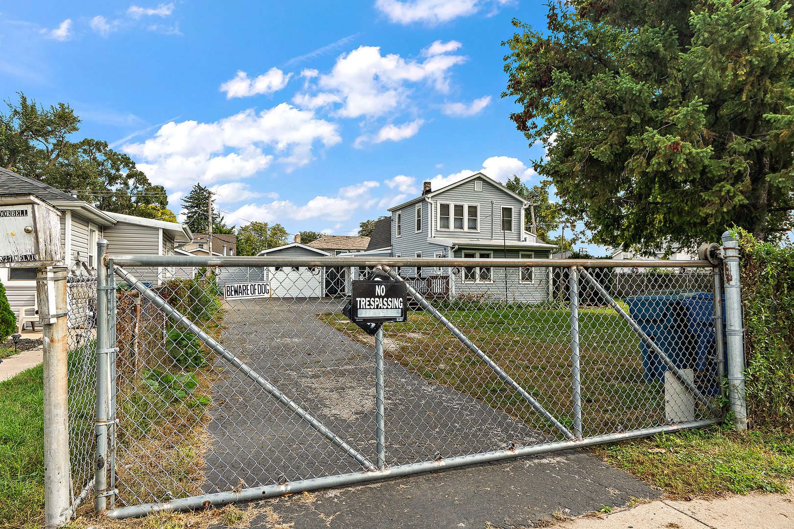 9827 Melvina Avenue, Oak Lawn, IL 60453