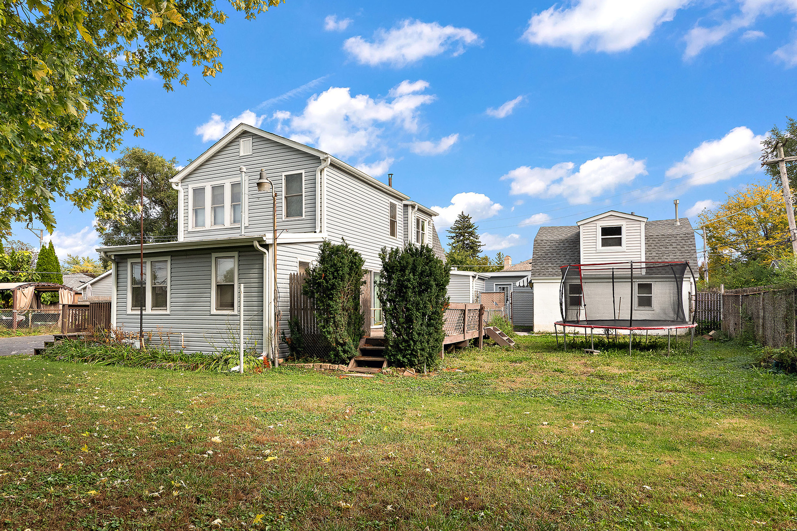 9827 Melvina Avenue, Oak Lawn, IL 60453