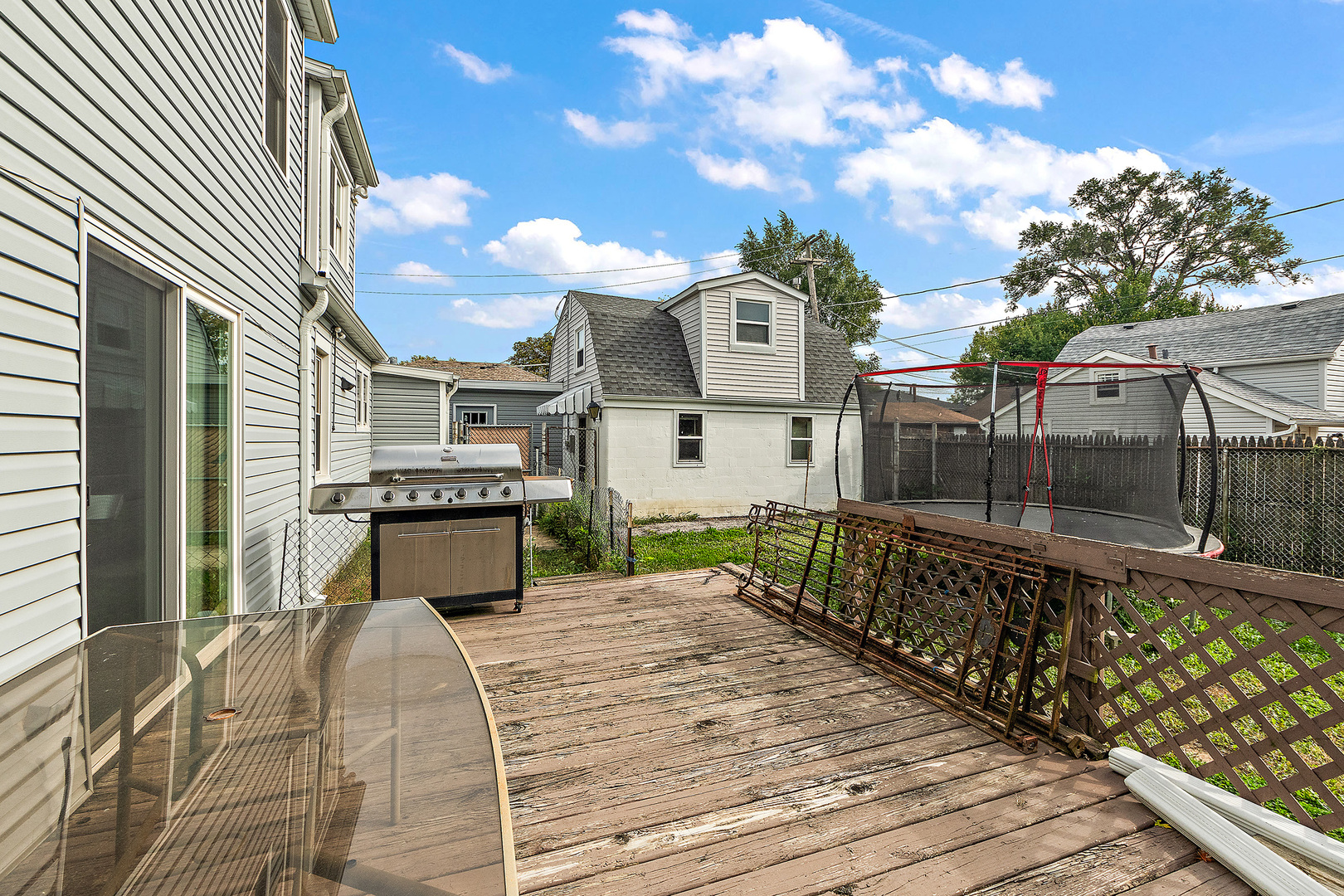 9827 Melvina Avenue, Oak Lawn, IL 60453