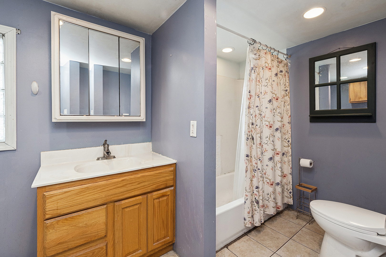 9827 Melvina Avenue, Oak Lawn, IL 60453