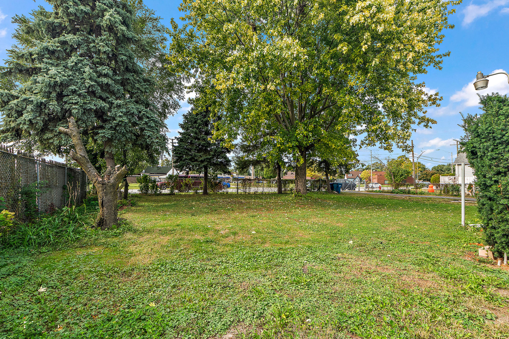 9827 Melvina Avenue, Oak Lawn, IL 60453