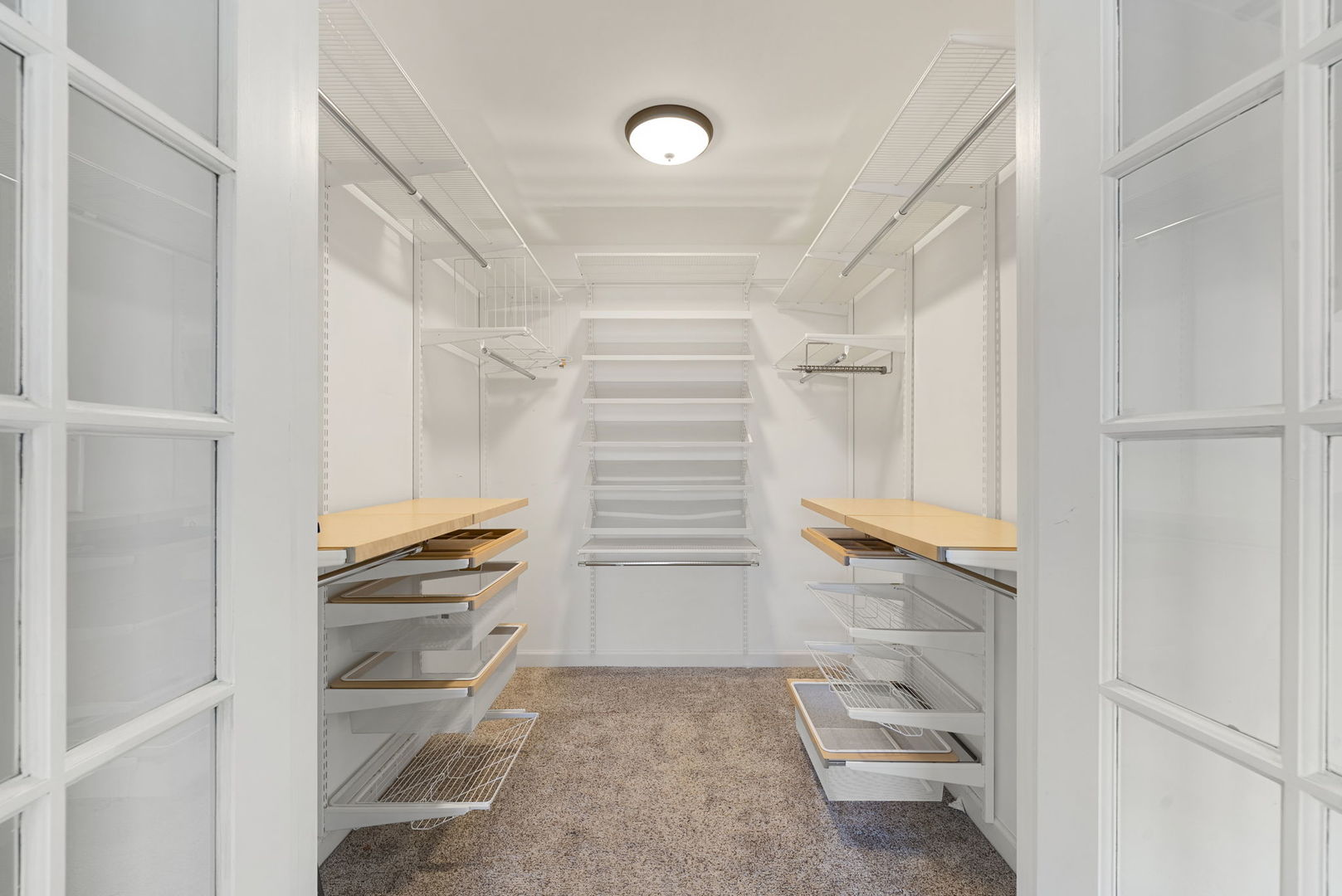 5121 W Newport Avenue, Chicago, IL 60641