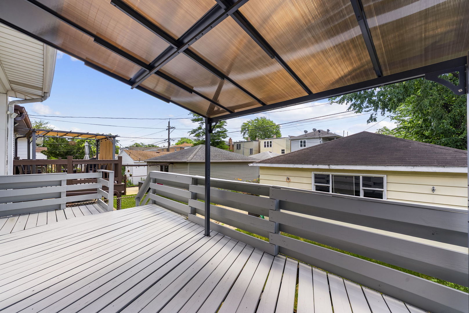 5121 W Newport Avenue, Chicago, IL 60641