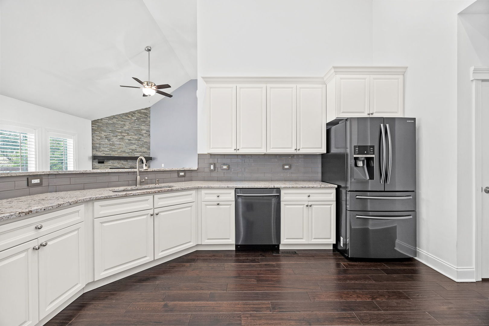 21328 Westminster Lane, Shorewood, IL 60404