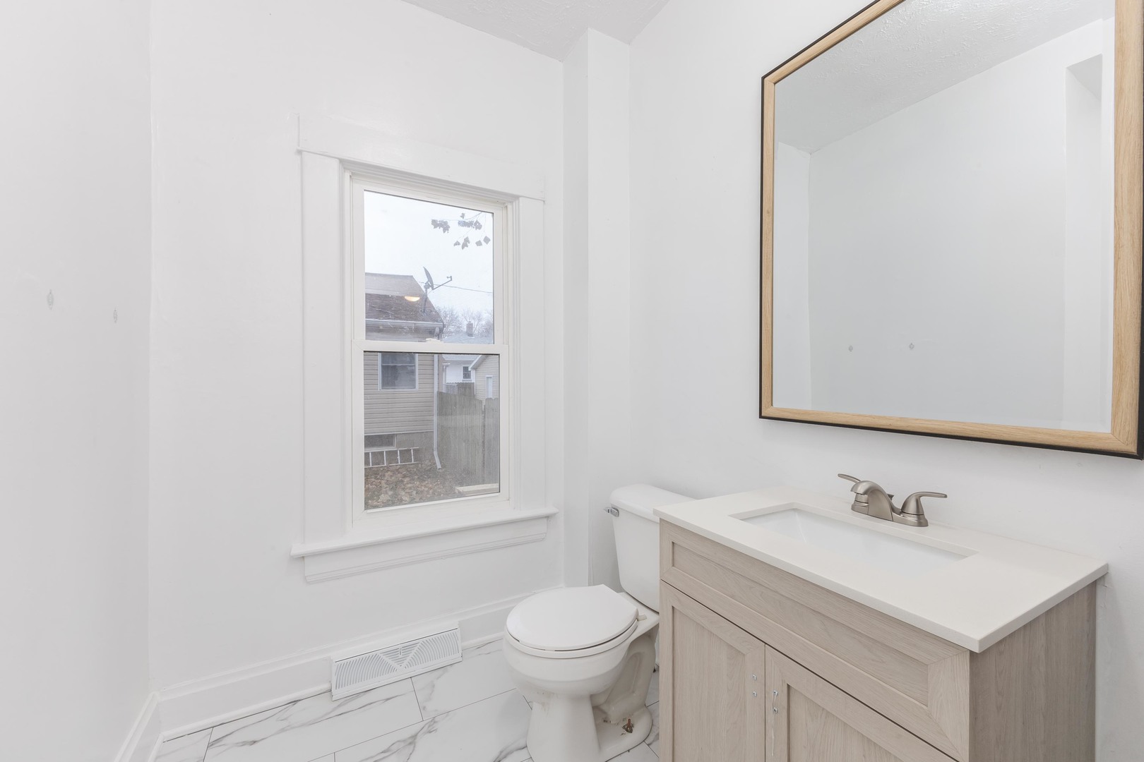 220 W Bennett Street, Pontiac, IL 61764