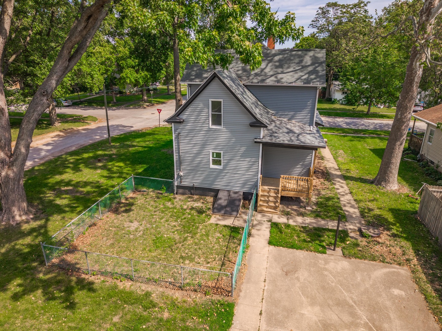 220 W Bennett Street, Pontiac, IL 61764
