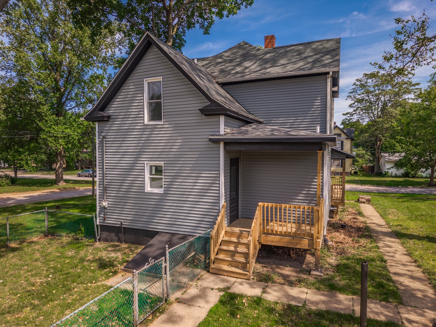 220 W Bennett Street, Pontiac, IL 61764
