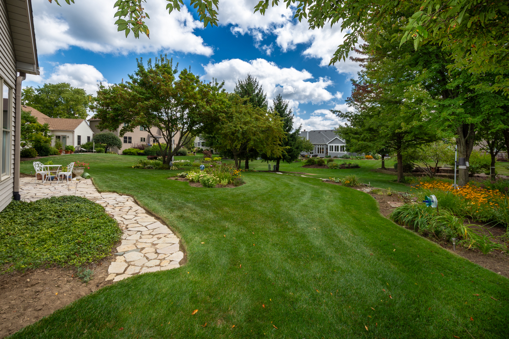 870 Woodland Drive, Antioch, IL 60002